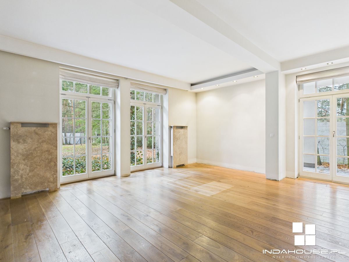 Komfortowy dom - unikalny ogród  ze starodrzewiem  (6)