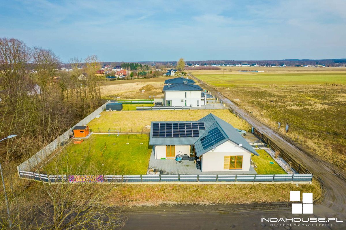 Pasywny, nowy, parterowy dom. Tanie utrzymanie. (21)