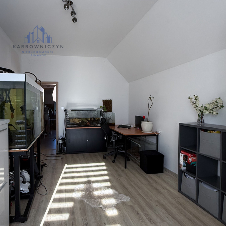 Pucice | Dom z sauną, fotowoltaiką i klimatem (17)