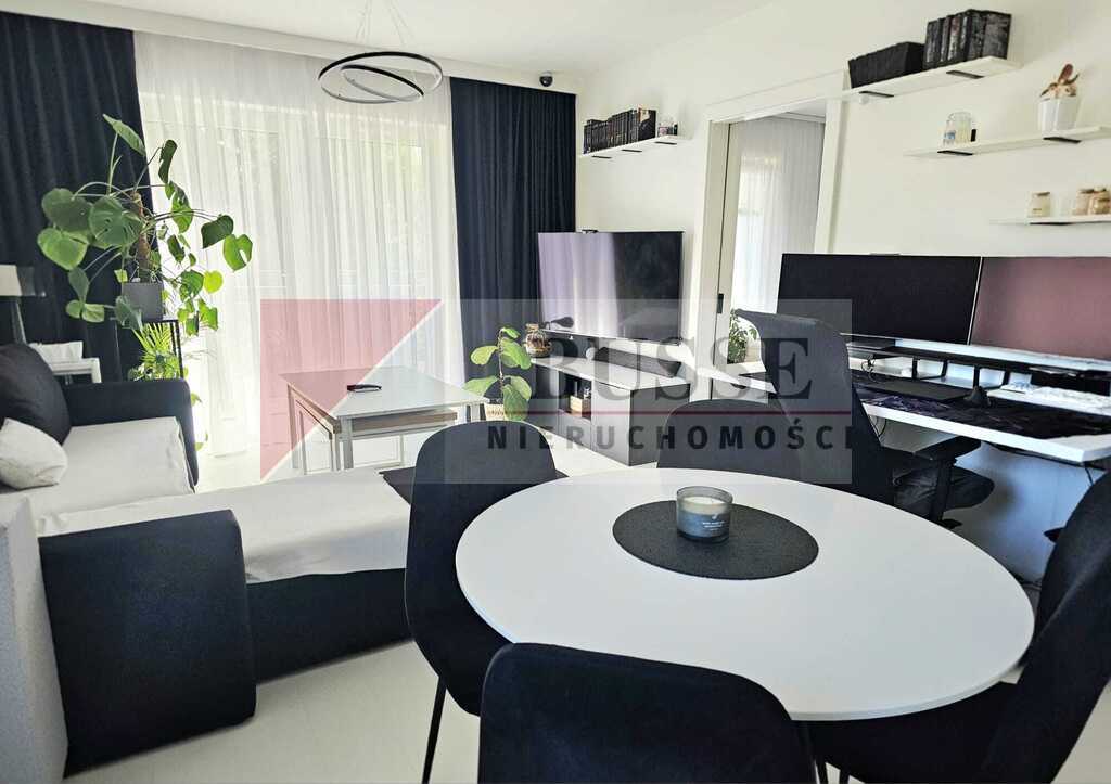 2 pok. na parterze z ogródkiem i m. parkingowym! (2)