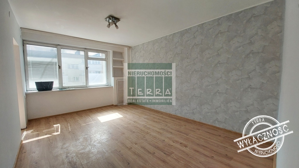 Słoneczne 2 pokoje w bloku z cegły (8)