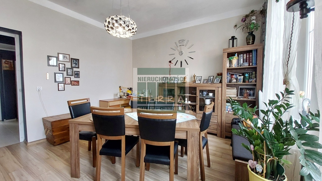 Mieszkanie z ogródkiem w odrestaurowanej kamienicy (4)