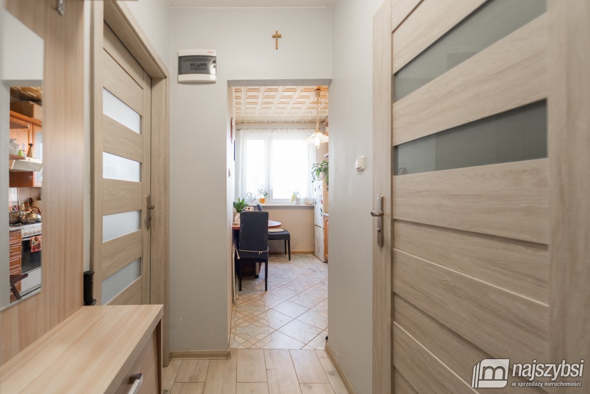 Płoty- kawalerka w centrum (11)