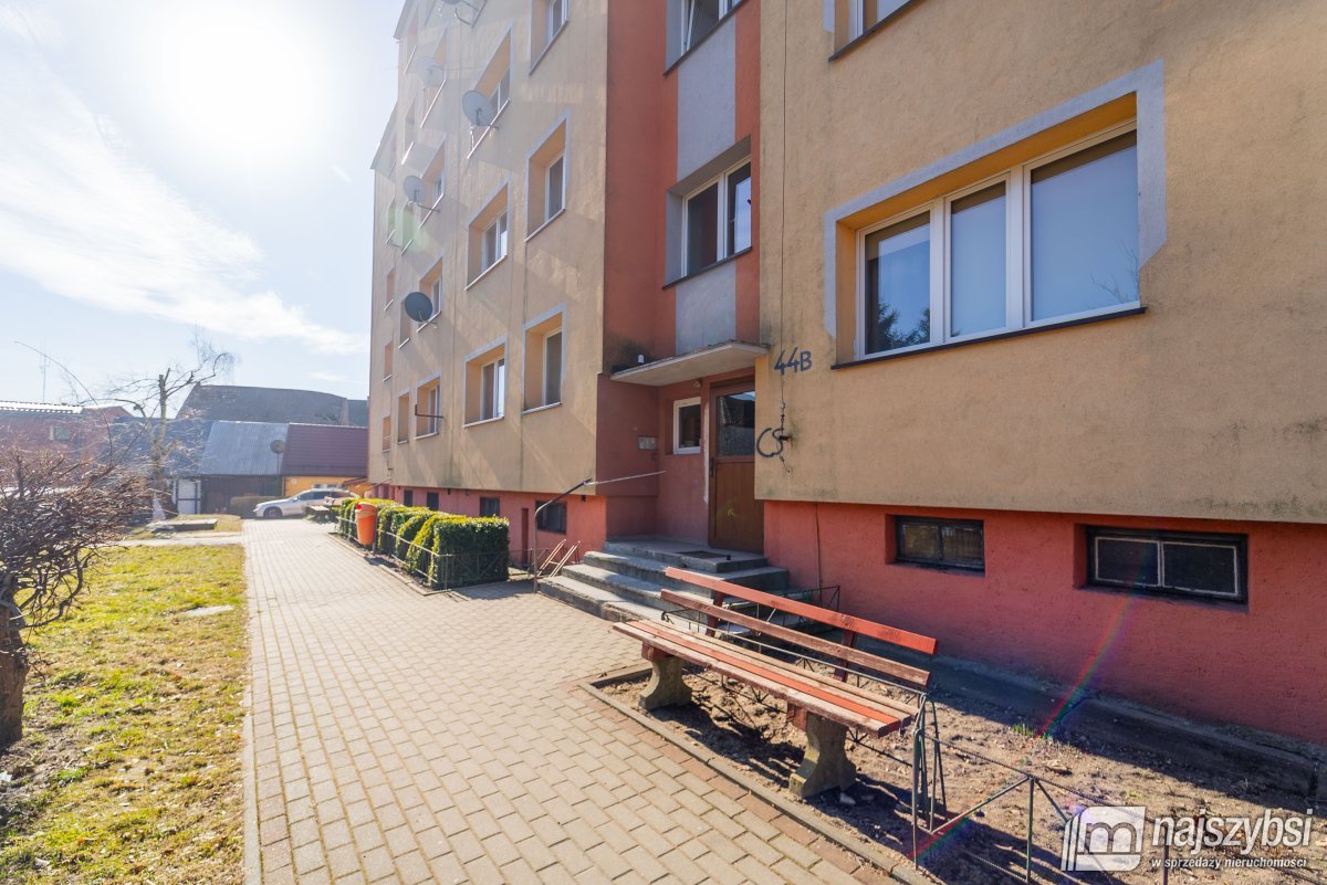 Płoty- kawalerka w centrum (3)