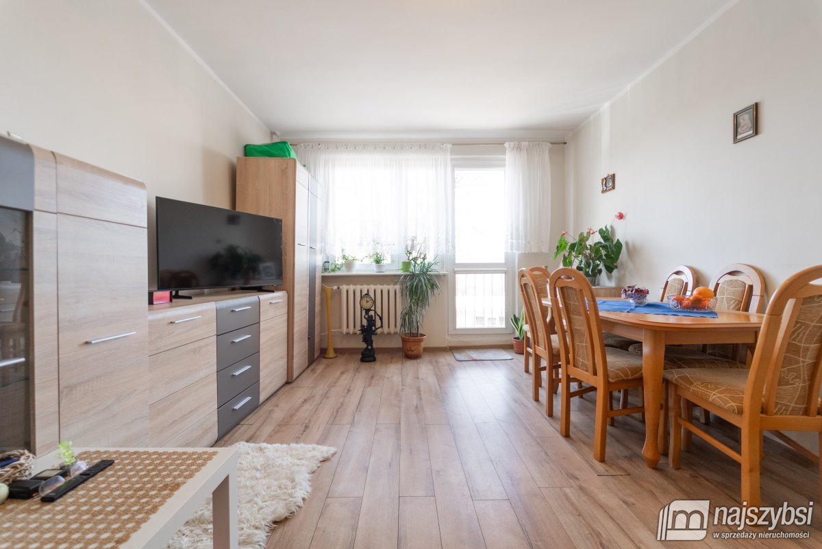 Płoty- kawalerka w centrum (7)