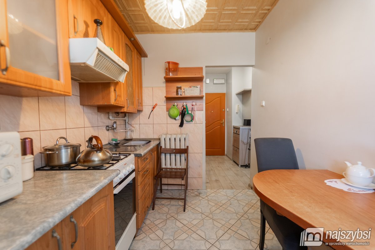 Płoty- kawalerka w centrum (9)