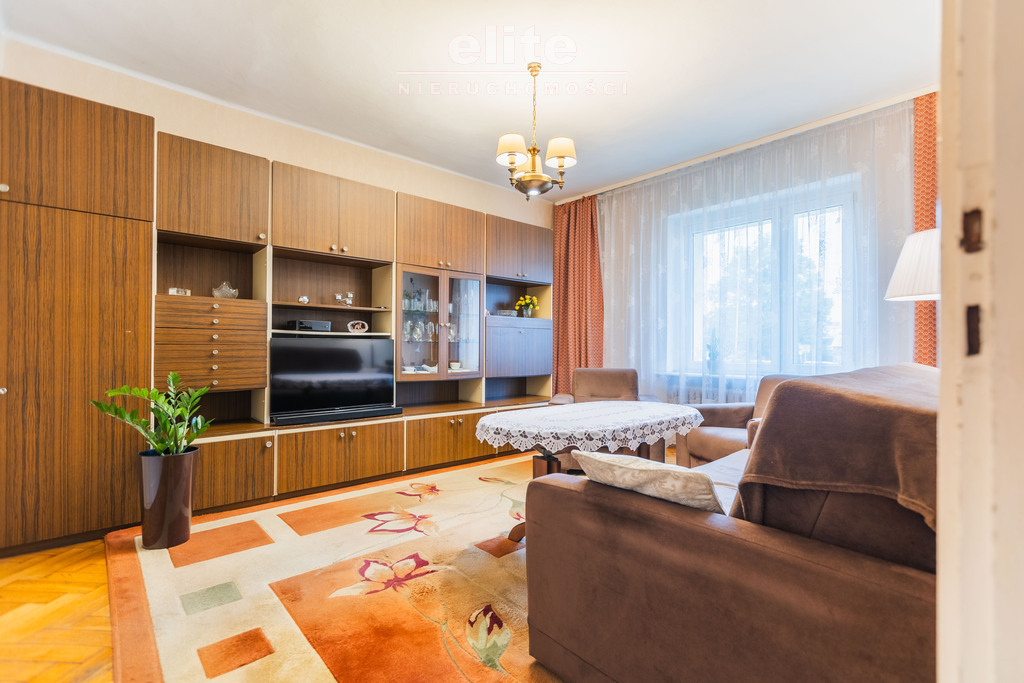 Pogodno 3 pokoje na siedzibę firmy . (3)