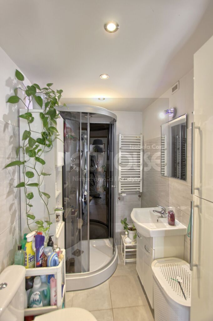 Dom nad jeziorem (6)