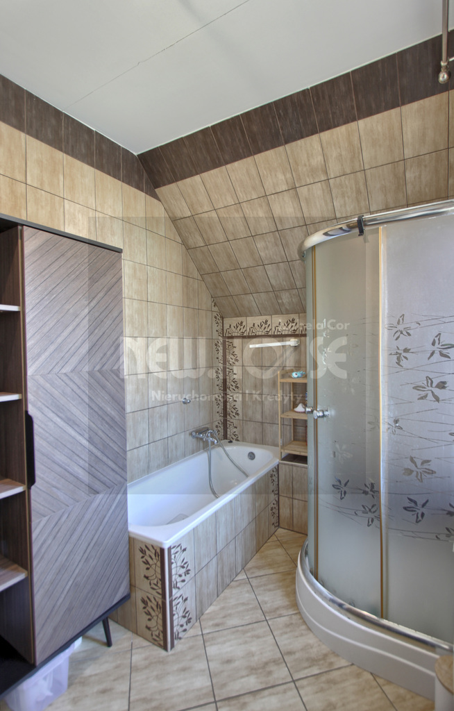 Dom nad jeziorem (17)