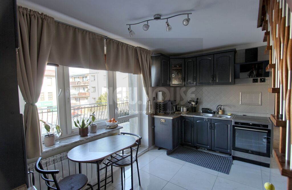 Dom nad jeziorem (26)