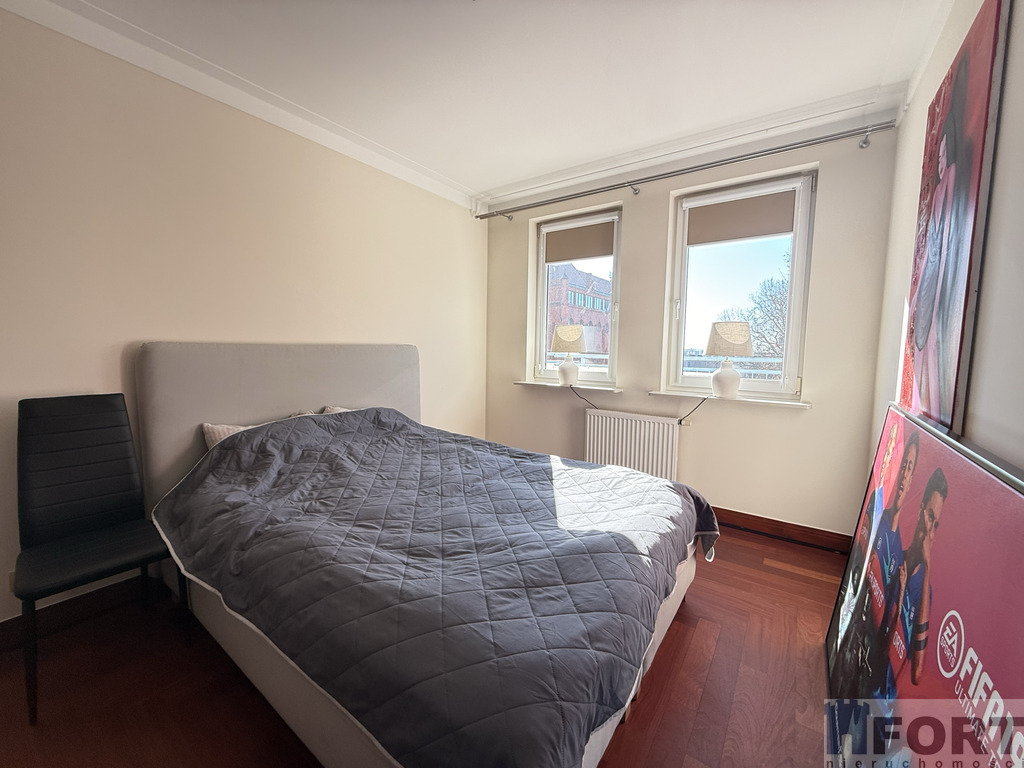 Komfortowy apartament przy Pl.Batorego z garażem (8)