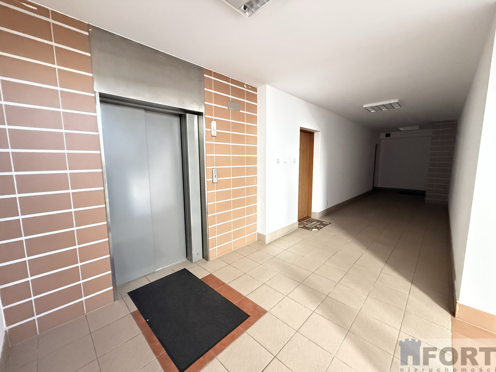 Komfortowy apartament przy Pl.Batorego z garażem (19)