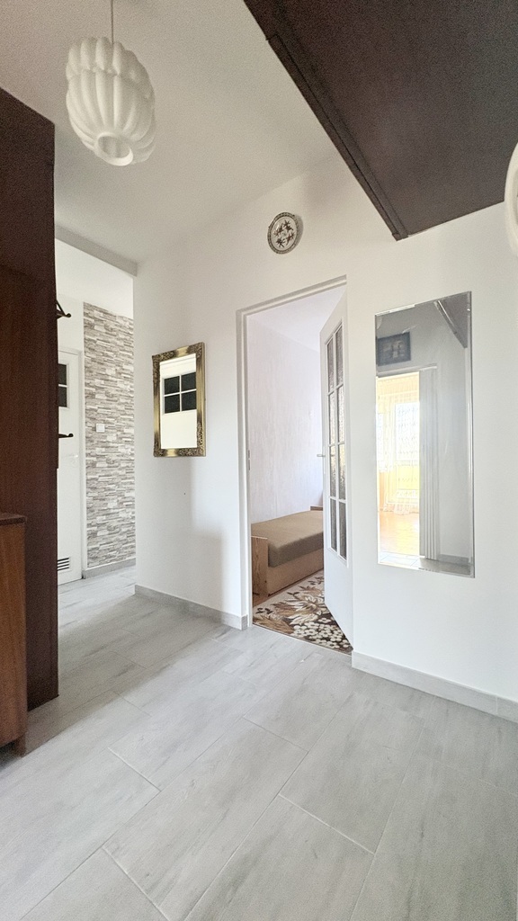 Mieszkanie 3 pokojowe w pobliżu Lasku Arkońskiego (15)