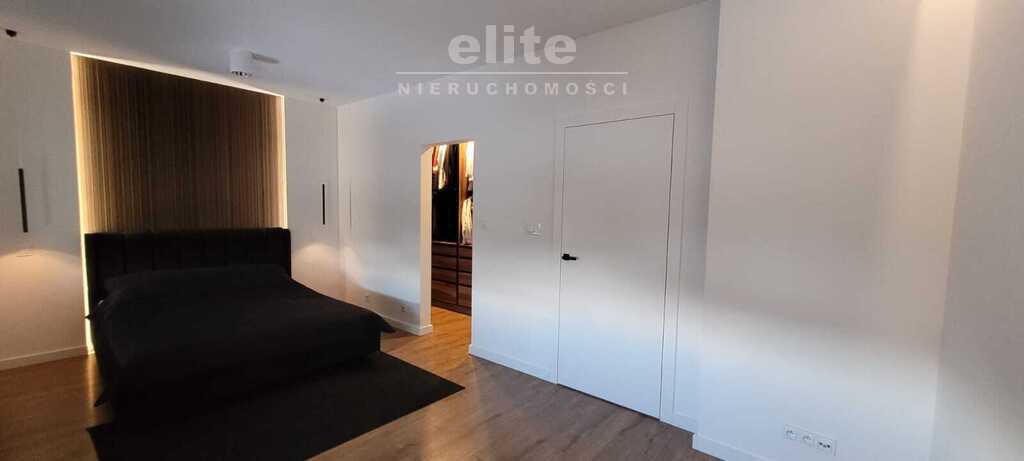 Siadło Dolne przestronny segment z ogródkiem (4)