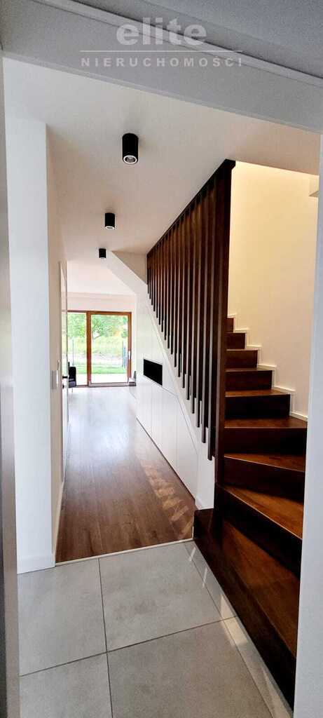 Siadło Dolne przestronny segment z ogródkiem (5)