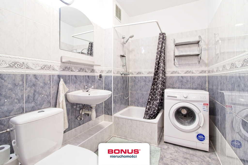 Duża kawalerka w świetnej lokalizacji. (4)