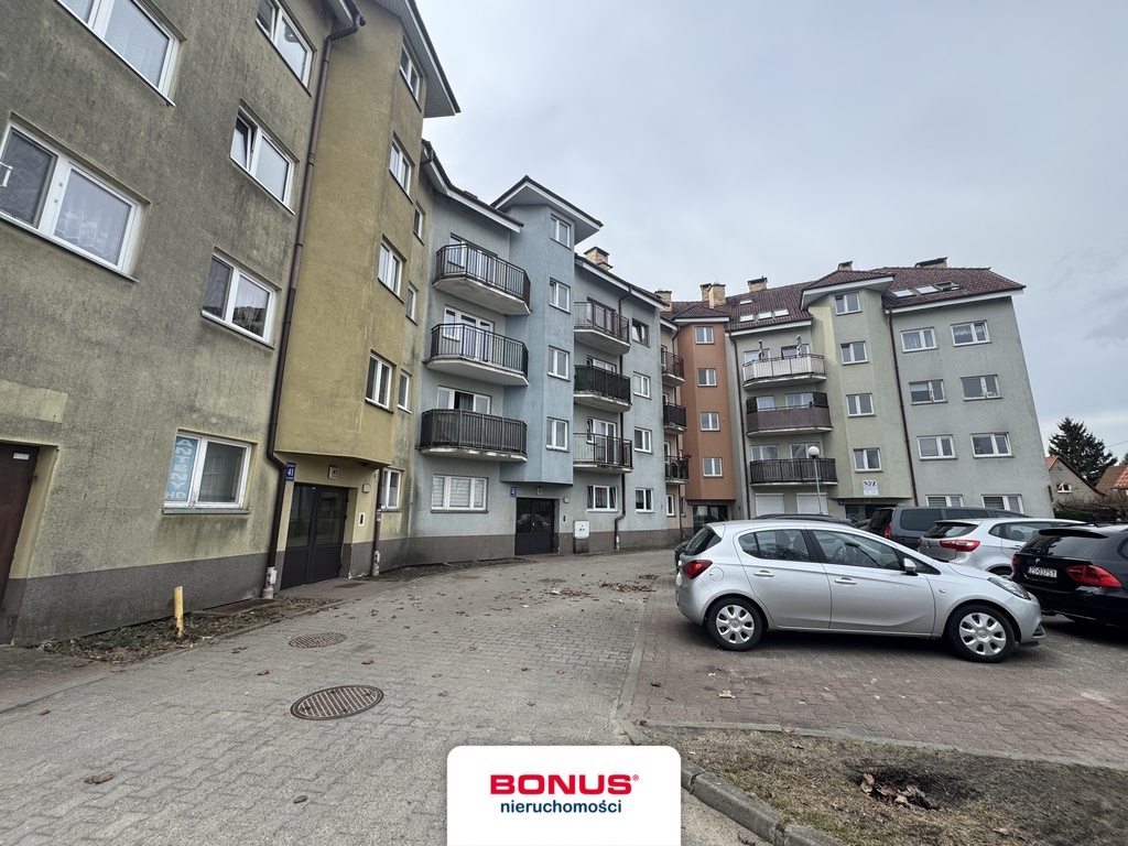 Duża kawalerka w świetnej lokalizacji. (12)