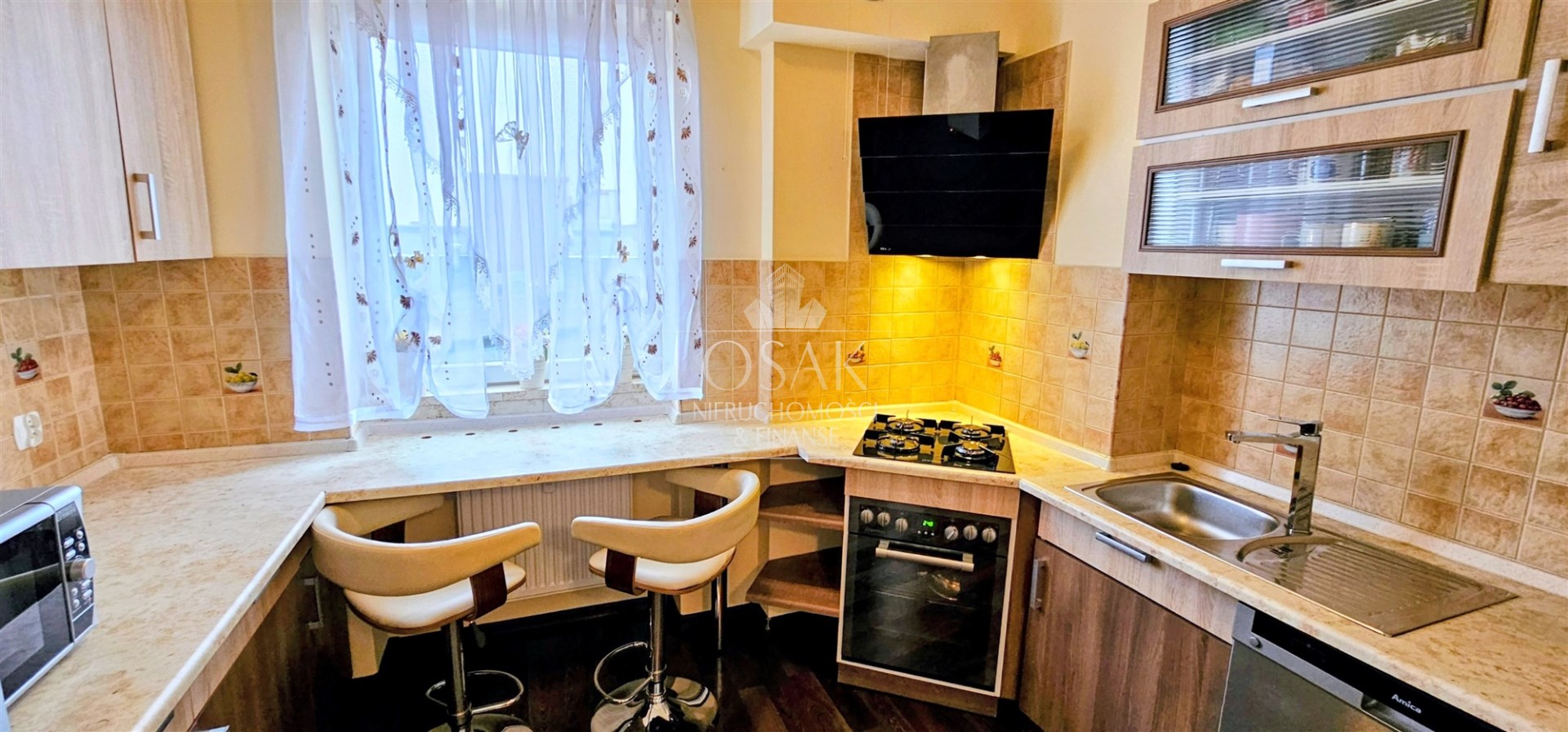 Al. Jana Pawła II - 2 pok. przy Jasnych Błoniach (8)