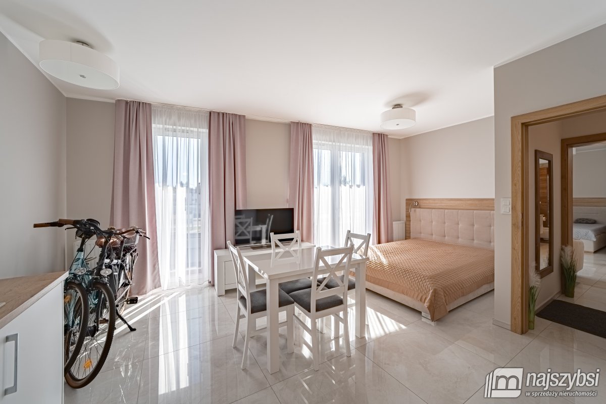 Kołobrzeg-Apartament -400 do morza! (10)