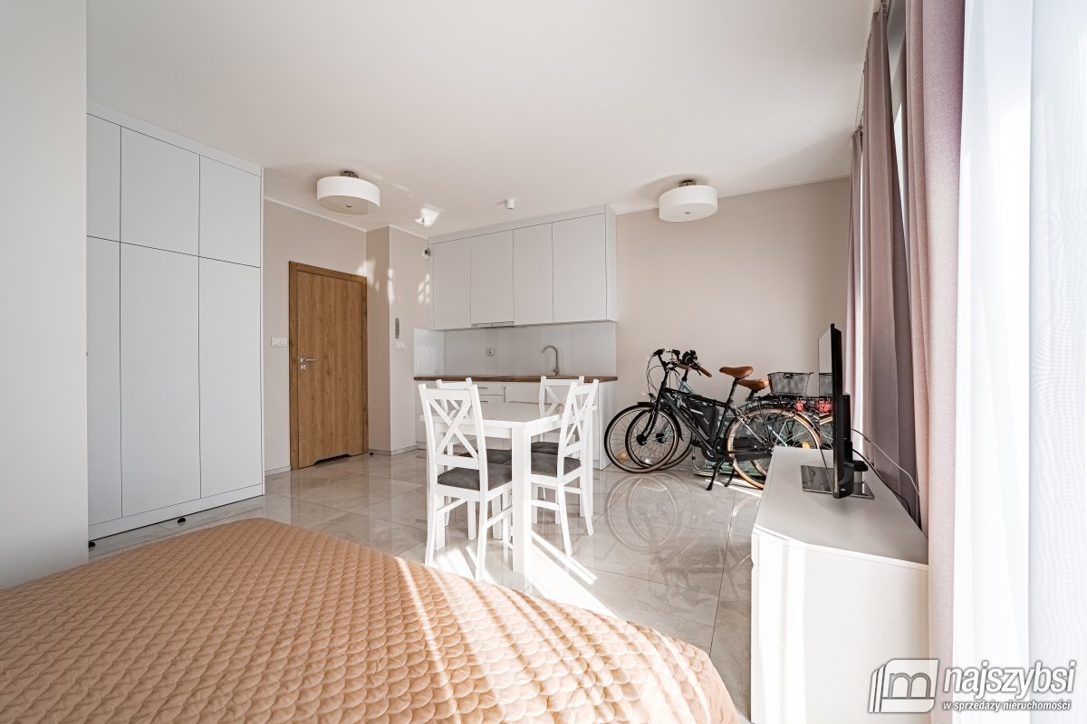 Kołobrzeg-Apartament -400 do morza! (14)