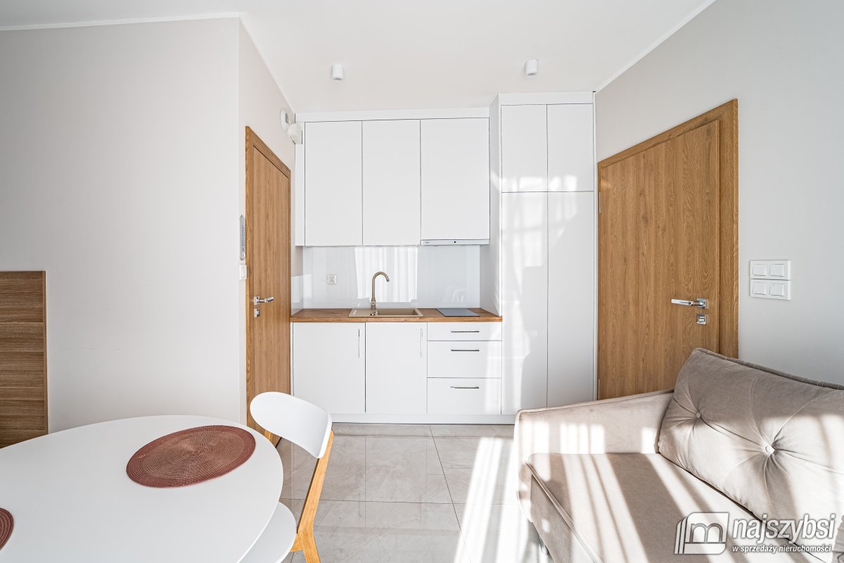 Kołobrzeg-Apartament -400 do morza! (3)