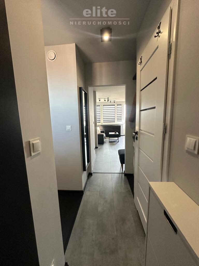 Jasne Błonia kawalerka na wynajem po remoncie (12)