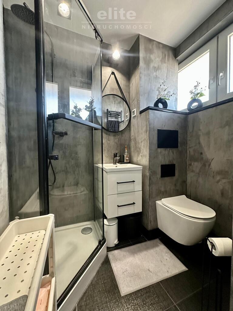 Jasne Błonia kawalerka na wynajem po remoncie (10)