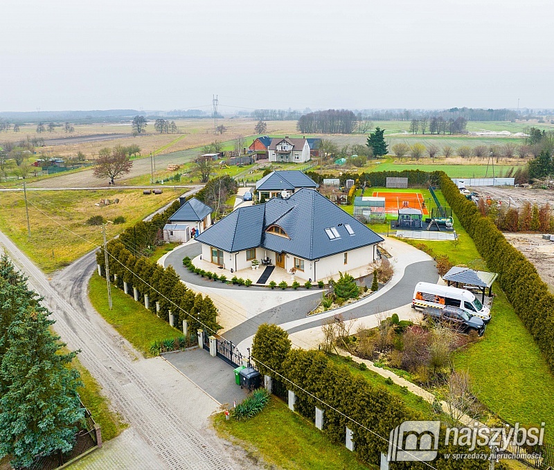 Wyjątkowa posiadłość pod Goleniowem  (2)