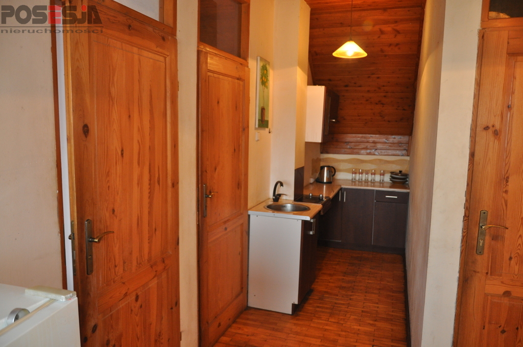 Dom także na działalność, 4pok., 2 łaz.; 2 kuchnie (10)