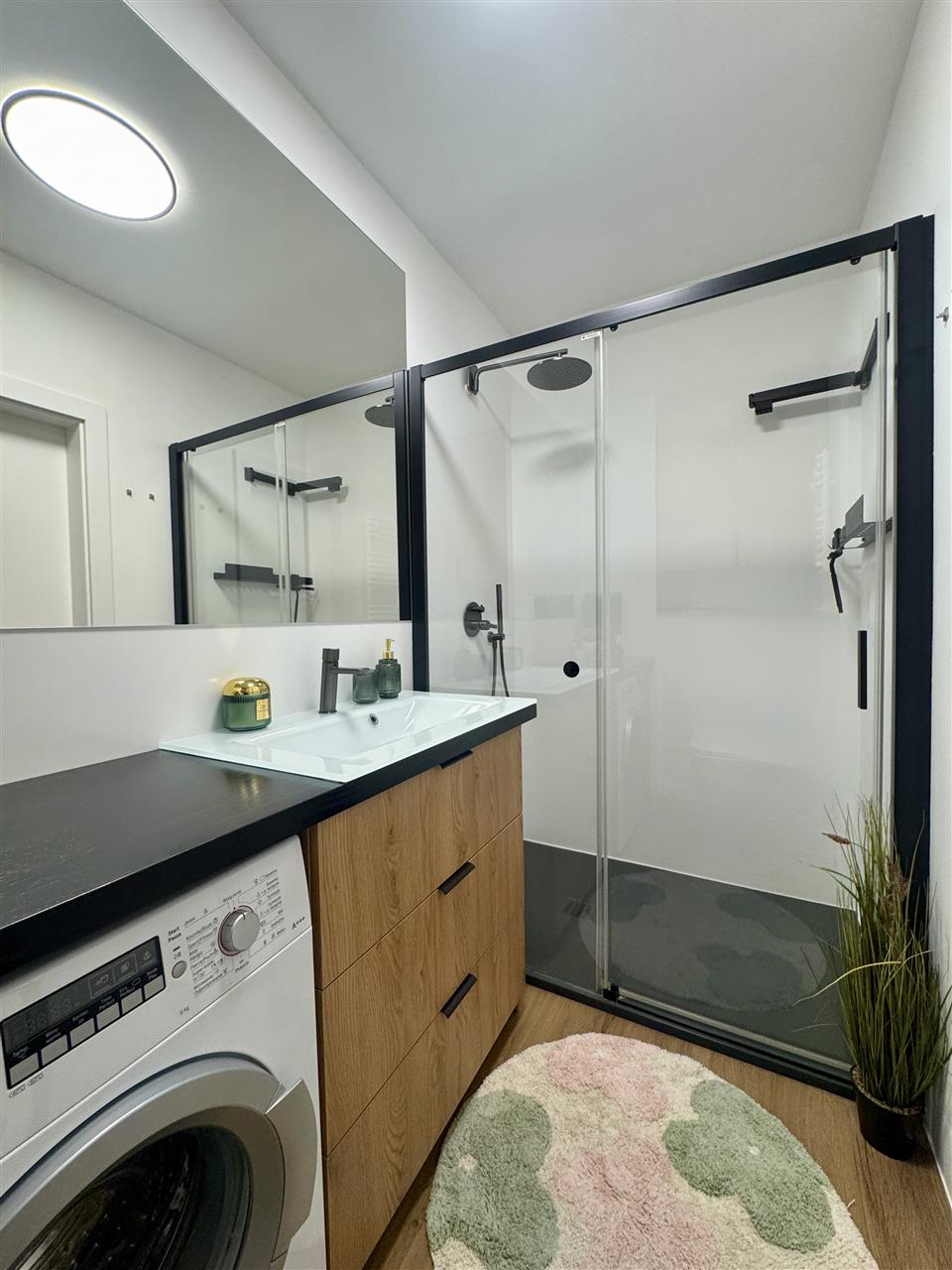 Włoska, os. UE, 2 pokoje z ogródkiem + garaż (12)