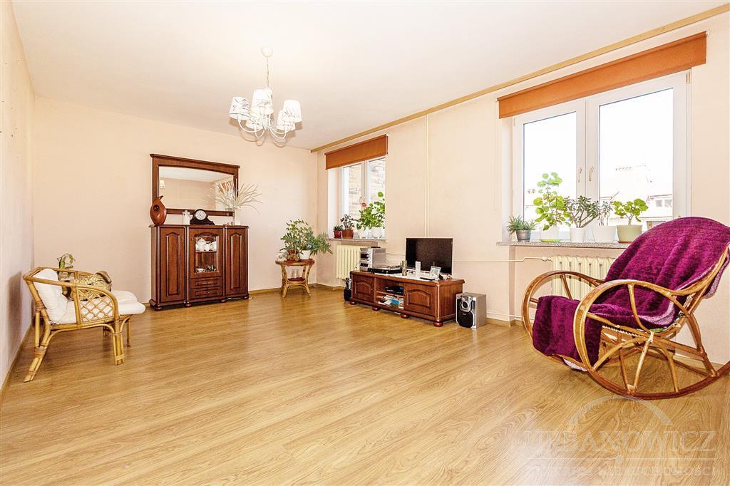 Mielno, dom szeregowy, 10 pokoi, 5 łazienek, ogród (8)