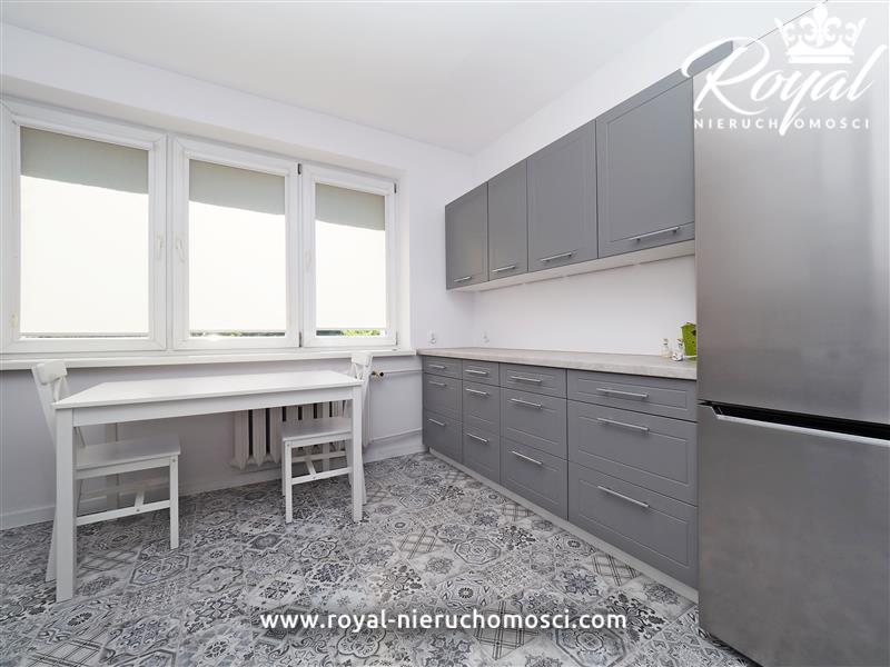 Duża kawalerka 38 m2 blisko centrum po remoncie ! (4)