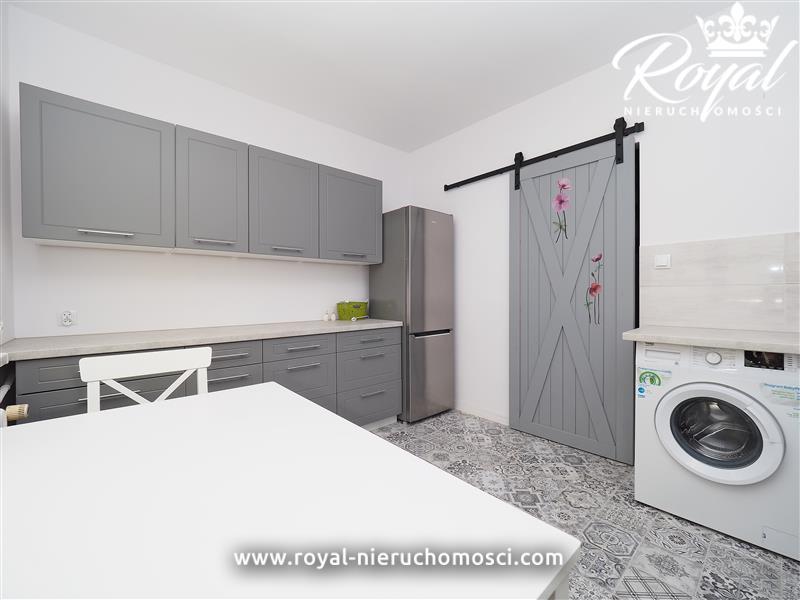 Duża kawalerka 38 m2 blisko centrum po remoncie ! (5)