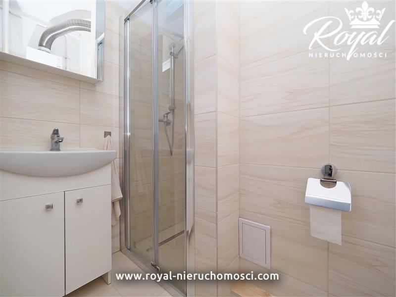 Duża kawalerka 38 m2 blisko centrum po remoncie ! (7)