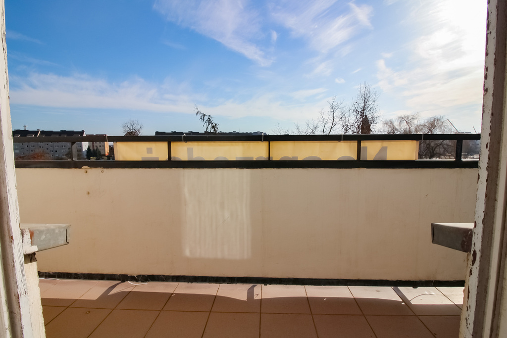 Os.Pyrzyckie> 4 pok. > oddzie.kuchnia > III piętro (7)