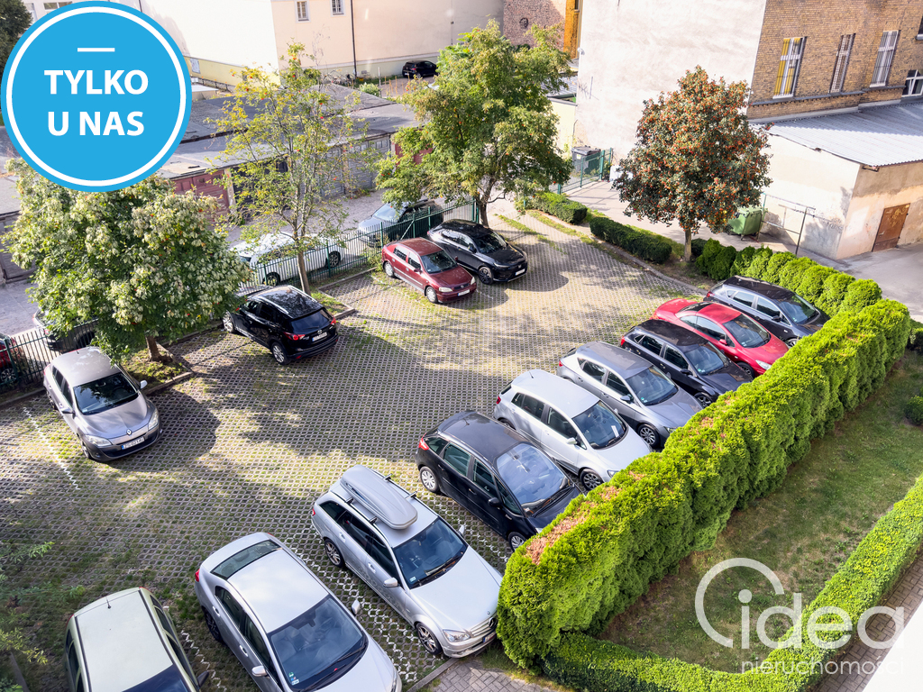 Stare Miasto! 3 pokoje remoncie, z m. postojowym. (15)