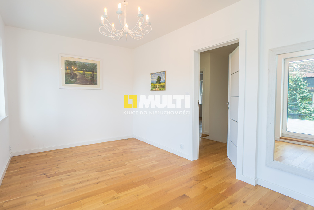 Ekskluzywny dom na Pogodnie. (17)