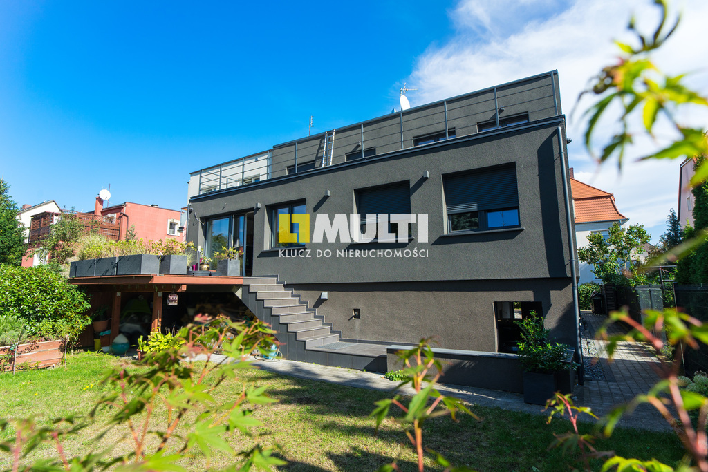 Ekskluzywny dom na Pogodnie. (21)