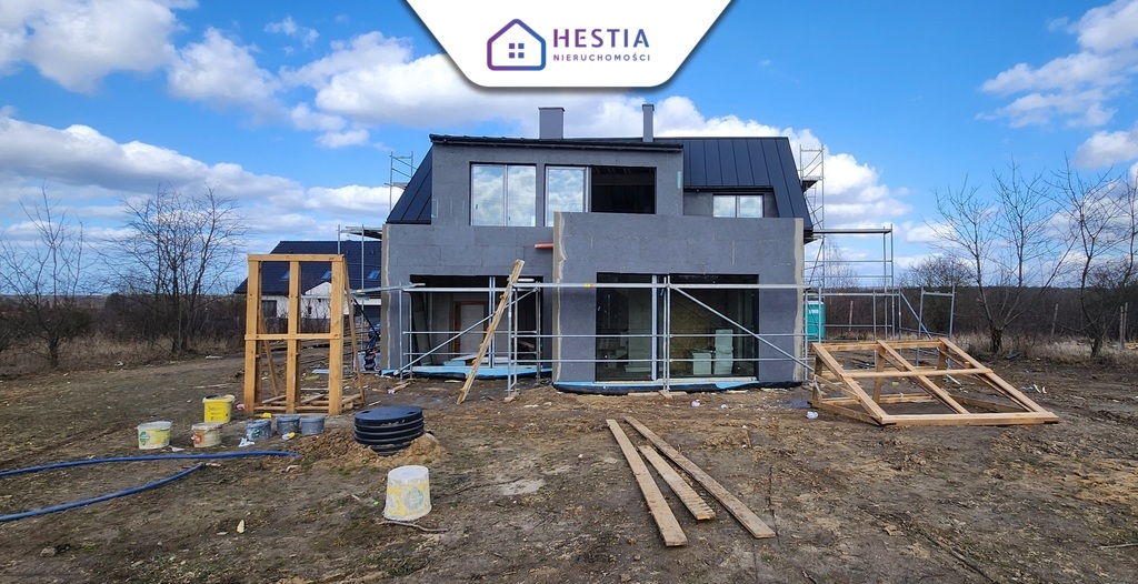 Nowoczesny wolnostojący, 5-pokoi, garaż, ogród!!! (2)