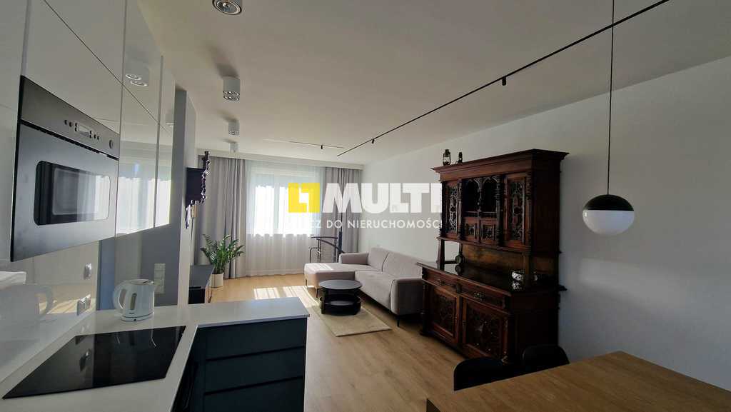 Mieszkanie 3-pokojowe z ogródkiem na Pogodnie. (12)