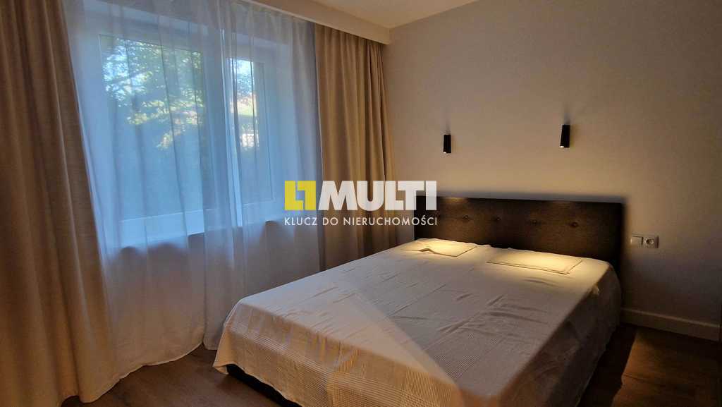 Mieszkanie 3-pokojowe z ogródkiem na Pogodnie. (14)