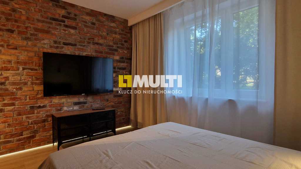 Mieszkanie 3-pokojowe z ogródkiem na Pogodnie. (16)