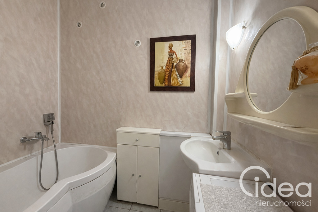 Centrum, 3 pokoje, 70,72m2, blisko Jasne Błonia (14)