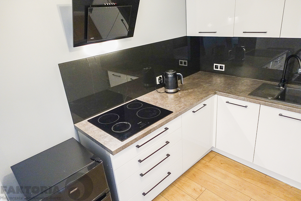 Stare Miasto 2 pokoje umeblowane i wyposażone (17)