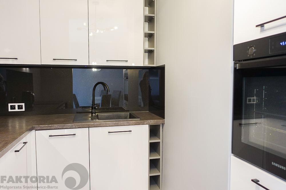 Stare Miasto 2 pokoje umeblowane i wyposażone (21)