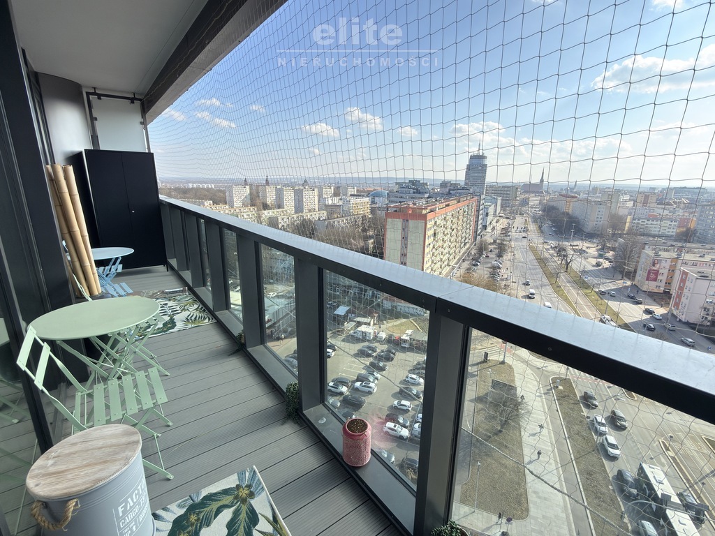 Hanza Tower apartament z pięknym widokiem z XII p (6)