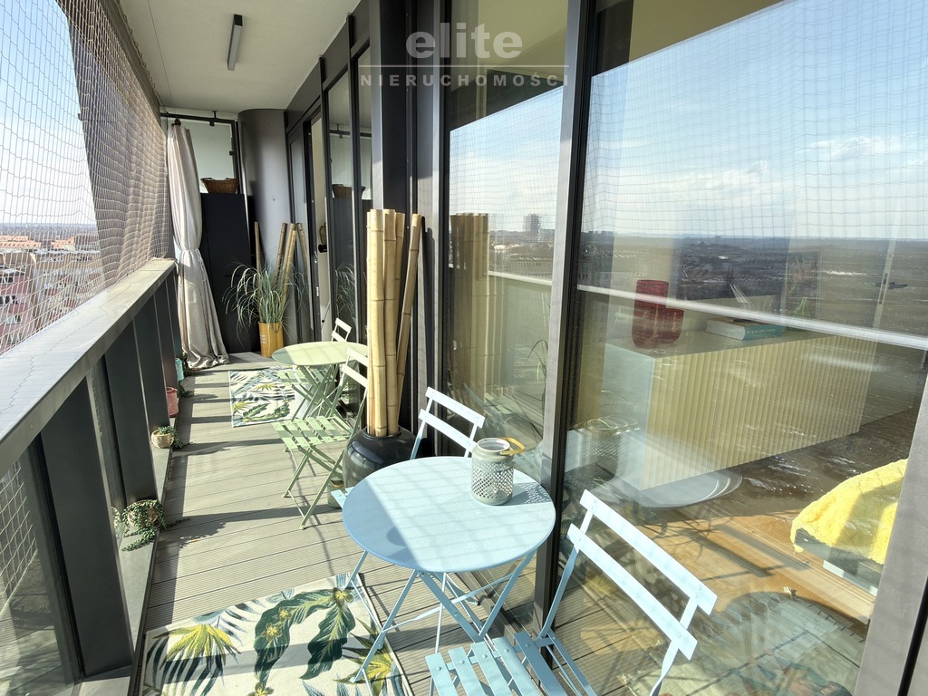 Hanza Tower apartament z pięknym widokiem z XII p (16)