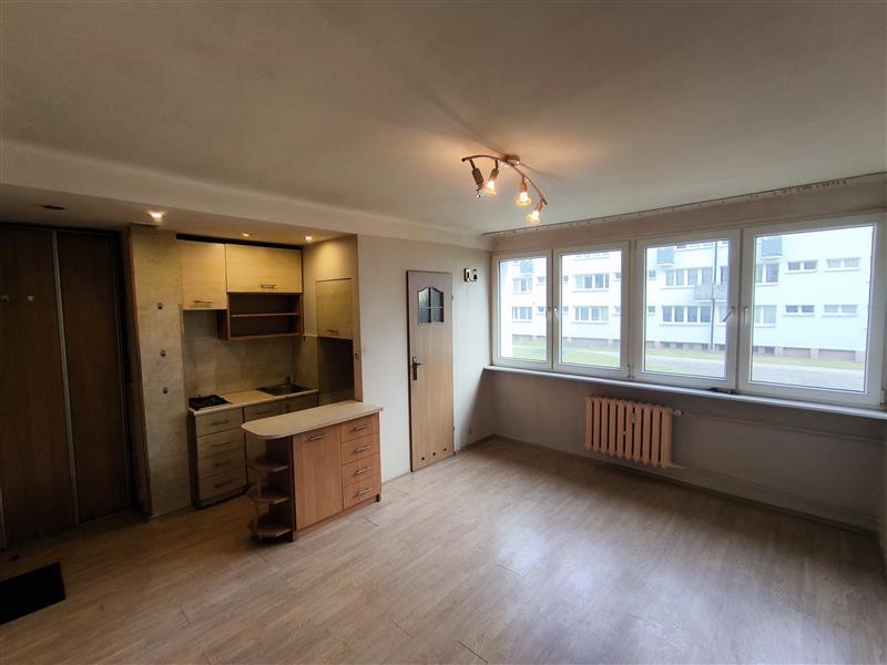 Kawalerka blisko Emki, ul.Władysława IV, Przylesie (2)