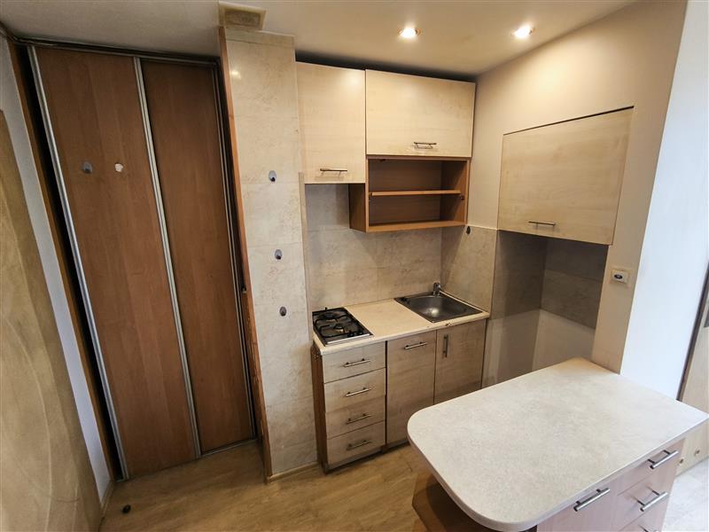 Kawalerka blisko Emki, ul.Władysława IV, Przylesie (4)