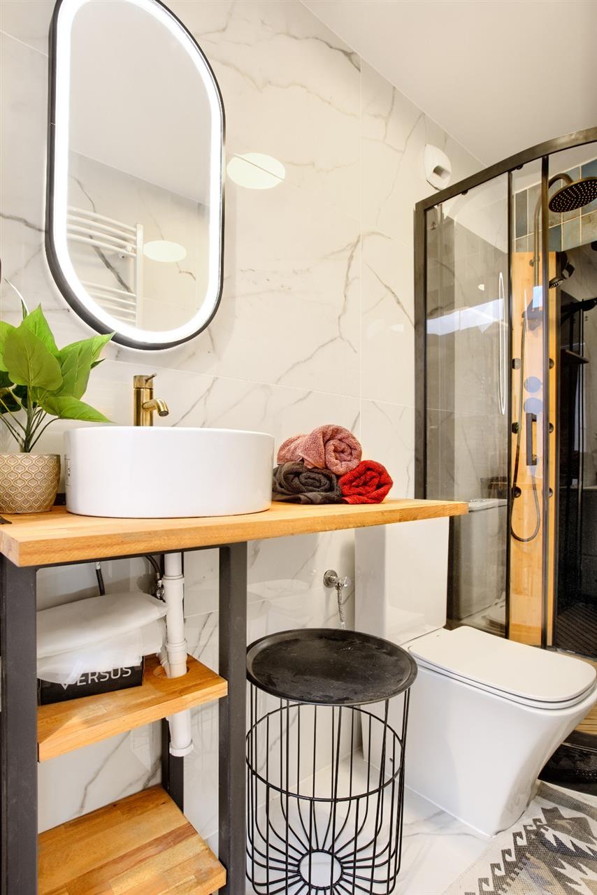 Piękna kawalerka w centrum miasta! 210.000 ! (9)